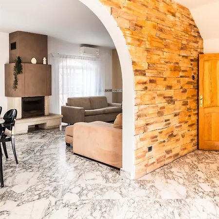 In The Center Of St Julian's By Arco Collection