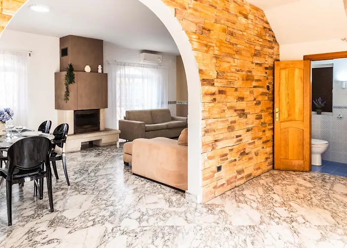 In The Center Of St Julian's By Arco Collection