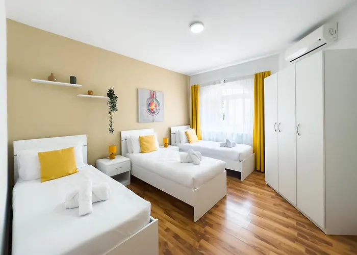 In The Center Of St Julian's By Arco Collection Vilă St. Julian's