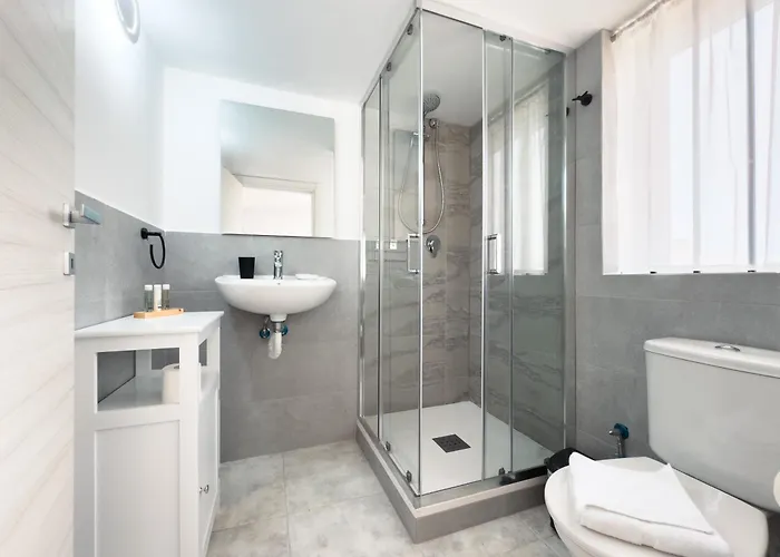 In The Center Of St Julian's By Arco Collection Vilă